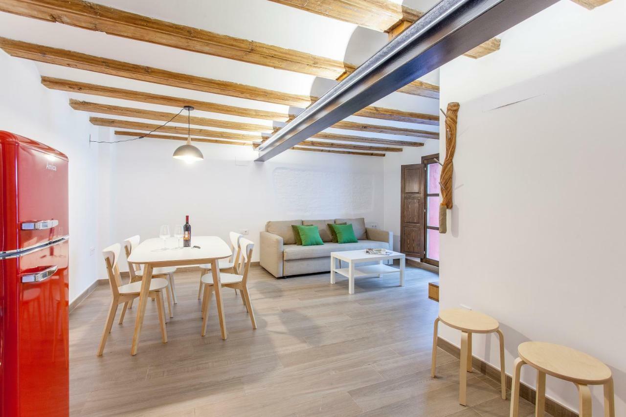 Apartup Central Market II Valenza Esterno foto