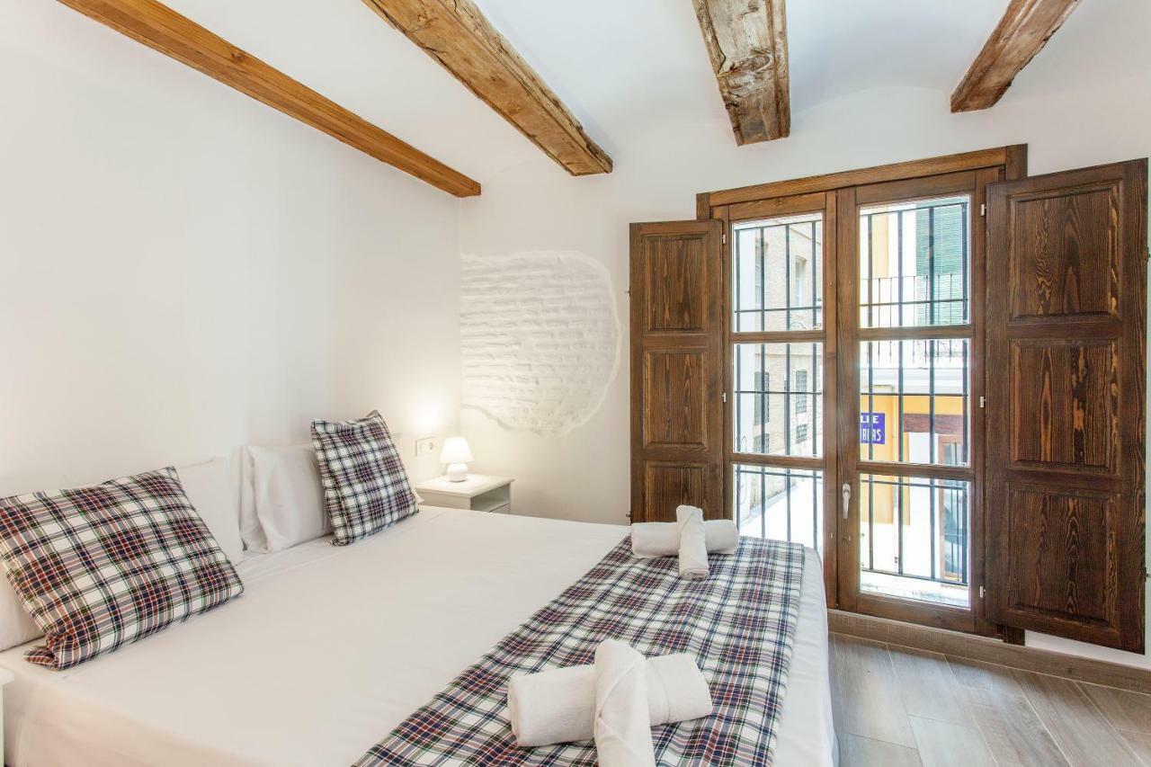 Apartup Central Market II Valenza Esterno foto
