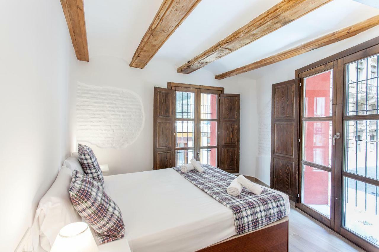 Apartup Central Market II Valenza Esterno foto